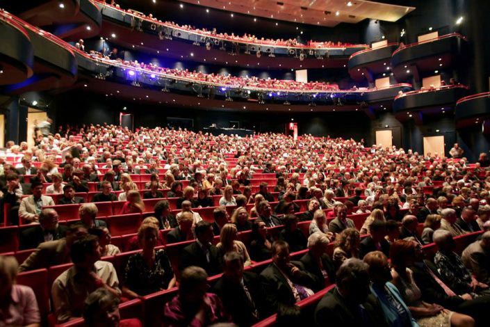 Bild Saal mit Publikum © Metropol Theater Bremen