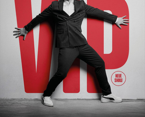 Plakatmotiv von Comedy Show Özcan Cosar VIP in Bremen im Metropol Theater Bremen