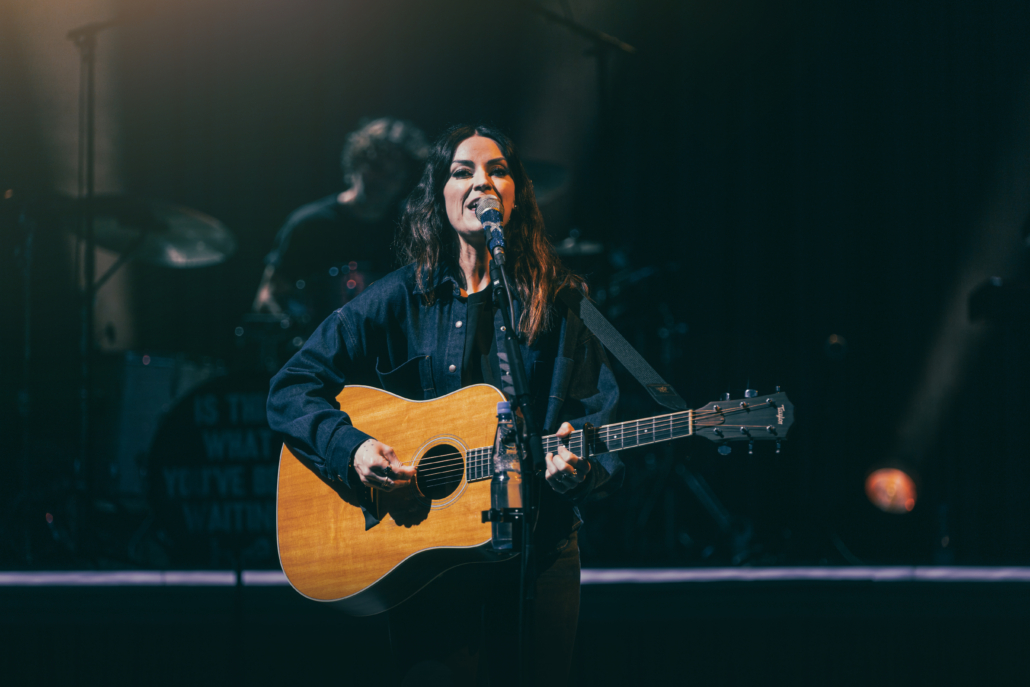 250729_Amy_Macdonald_Seebuehne_Bremen_SaschaSchroeder_0046
